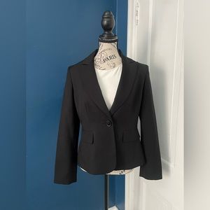 EVAN-PICONE Black Button-Up Blazer for Women in Women’s Size 6